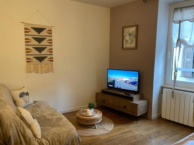 Appartement Cosy Hyper Centre Chateauroux Exterior photo